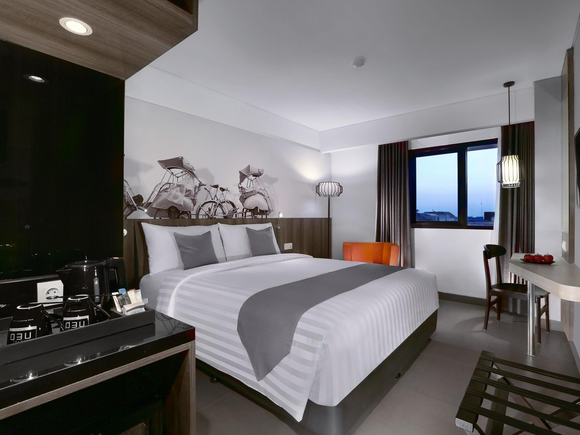 Hotel Neo Malioboro By Aston Yogyakarta Exterior foto