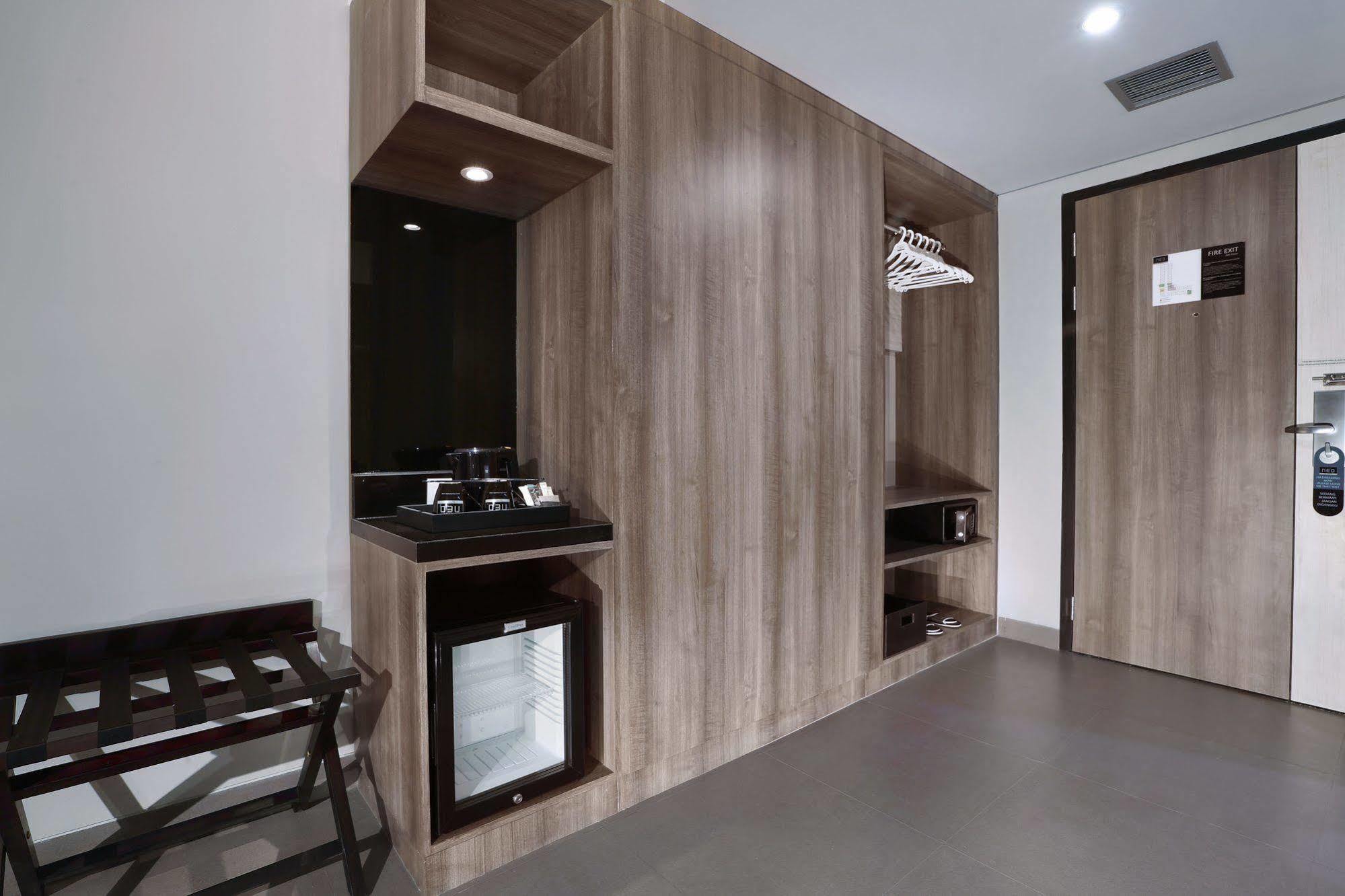 Hotel Neo Malioboro By Aston Yogyakarta Exterior foto