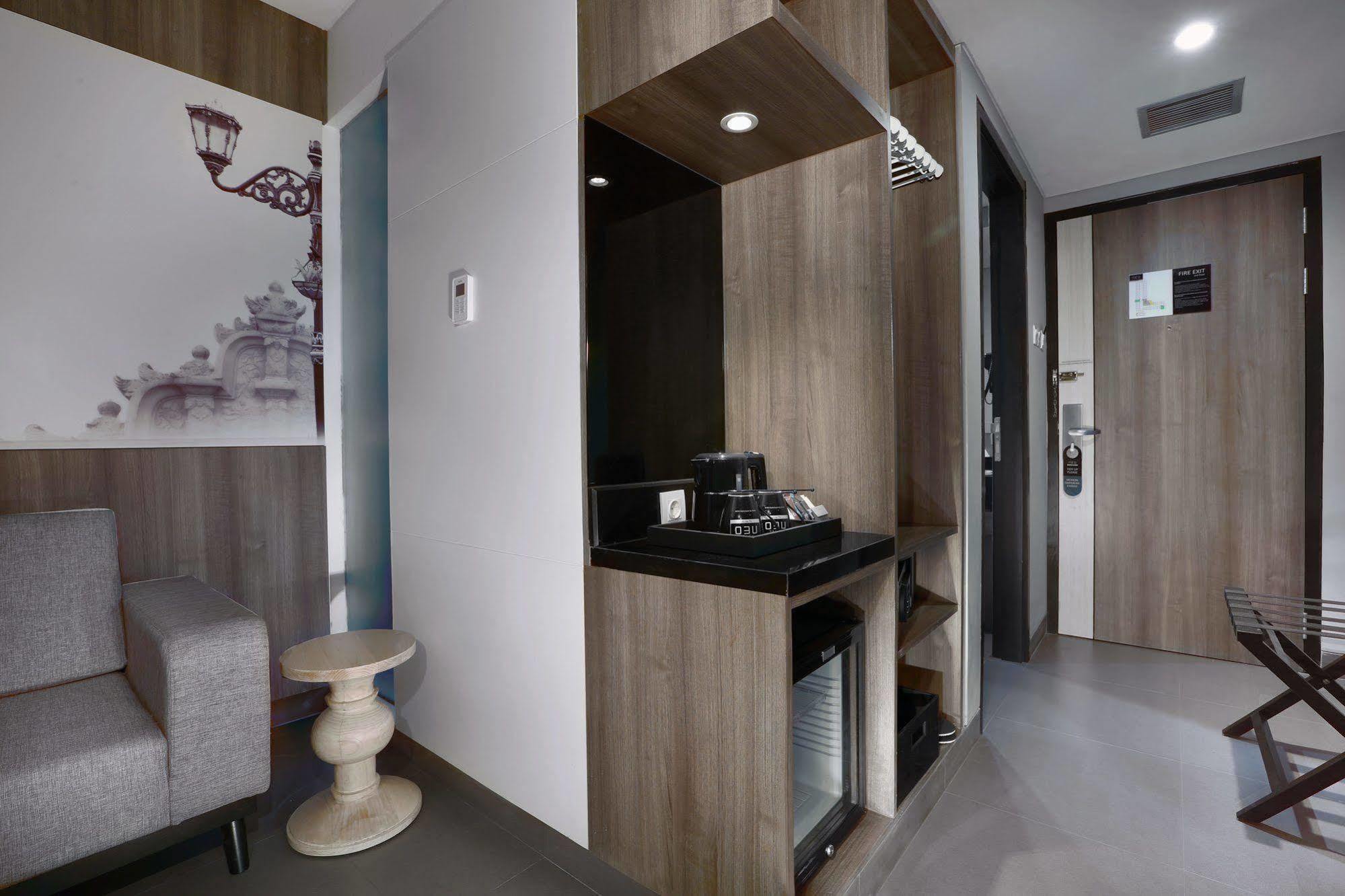 Hotel Neo Malioboro By Aston Yogyakarta Exterior foto